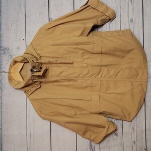 Ecoté khaki tops